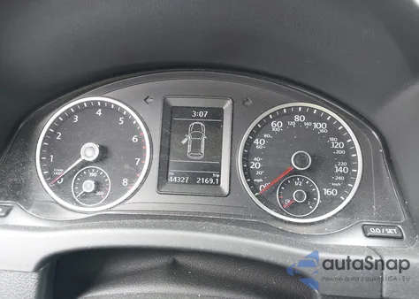 2018 Volkswagen Tiguan Limited 2.0T z USA, uszkodzony, nr VIN WVGAV7AX8JK003868